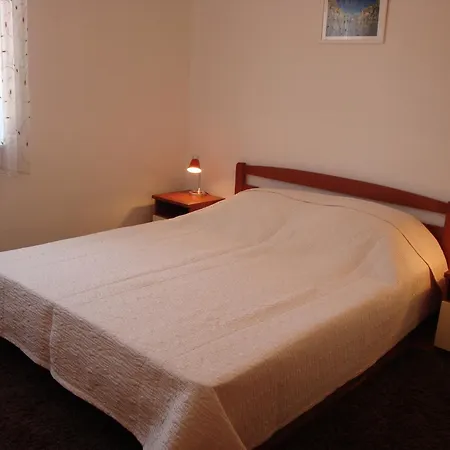 Apartment Dadic *