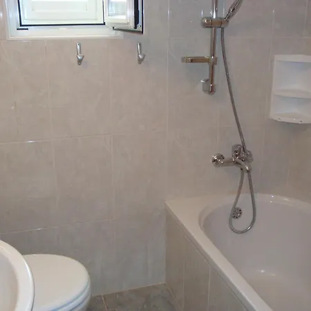 Apartment Dadic *